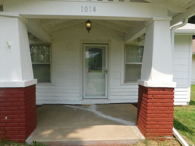 Foto del edificio - Beautifully Remodeled 1 bedroom/1 bath Hou...