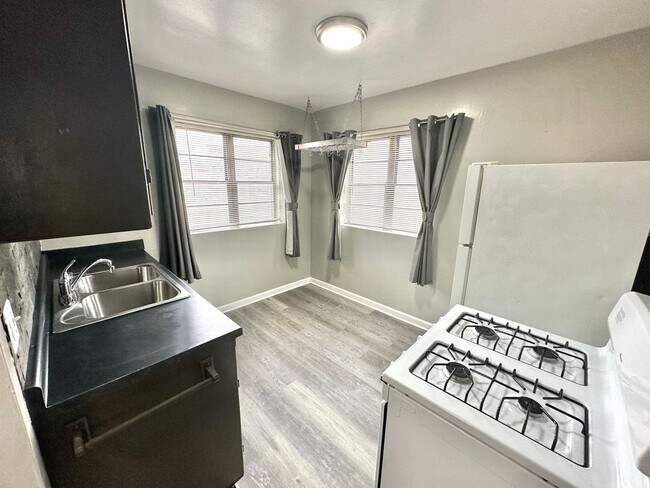 Foto del edificio - Fond Du Lac and Townsend