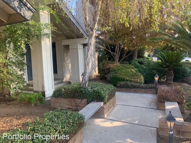 Building Photo - 4 br, 3 bath House - 7209 OUTINGDALE DR.