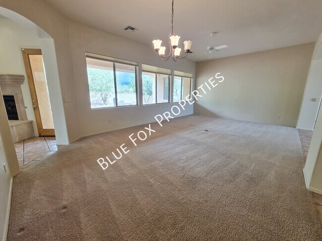 Building Photo - 5070 N Coronado Vistas Pl