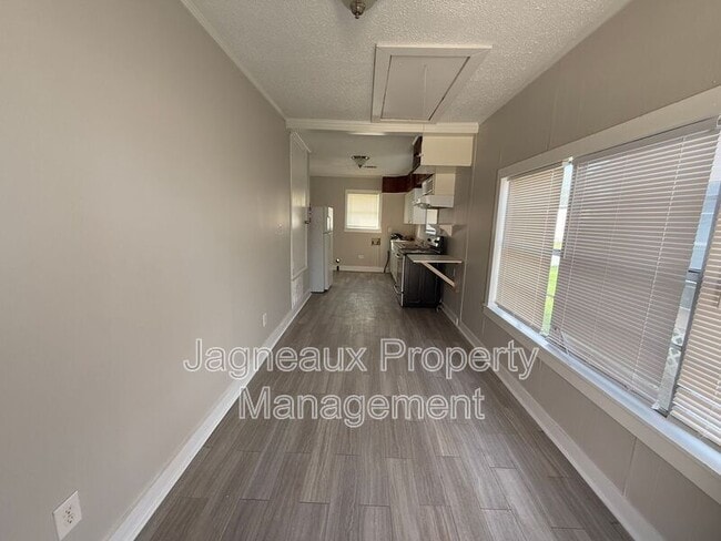 Foto del edificio - 116 S Stanford St