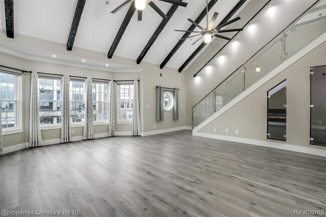 Foto del edificio - 2542 Woodward Ave