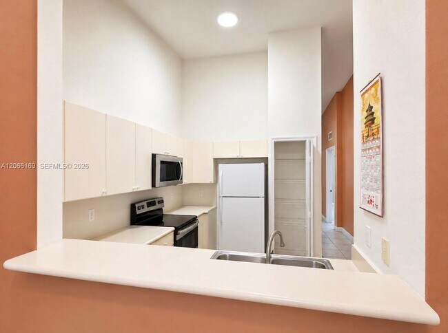 Foto del edificio - 2811 SE 17th Ave