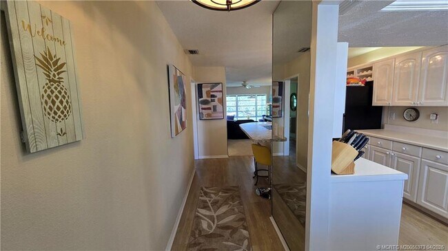 Foto del edificio - 2929 SE Ocean Blvd