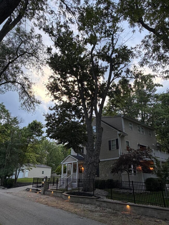 Foto del edificio - 132 E Muskingum Dr