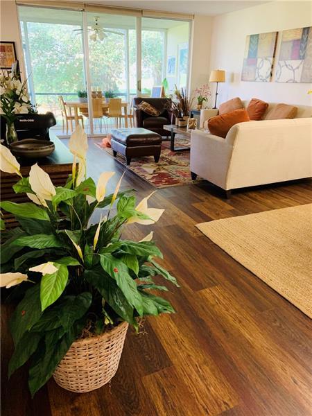 Primary Photo - 4011 N Cypress Dr
