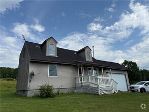 Building Photo - 410 County Rd 19