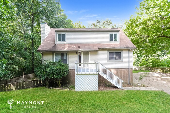 Foto principal - 2420 Burgundy Dr