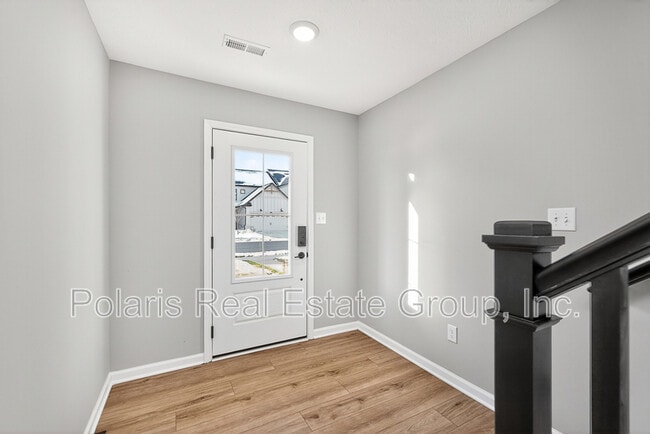 Foto del edificio - 4390 Douro Trl