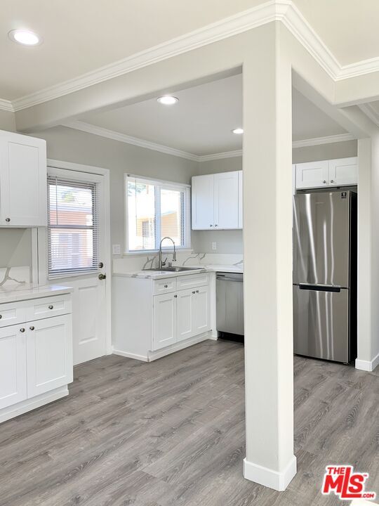 Foto del edificio - 604 Windsor Rd