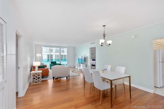 Building Photo - 4001 S Ocean Dr
