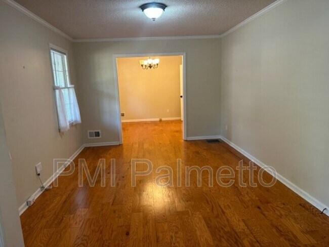 Building Photo - 1417 Murrayhill Cir
