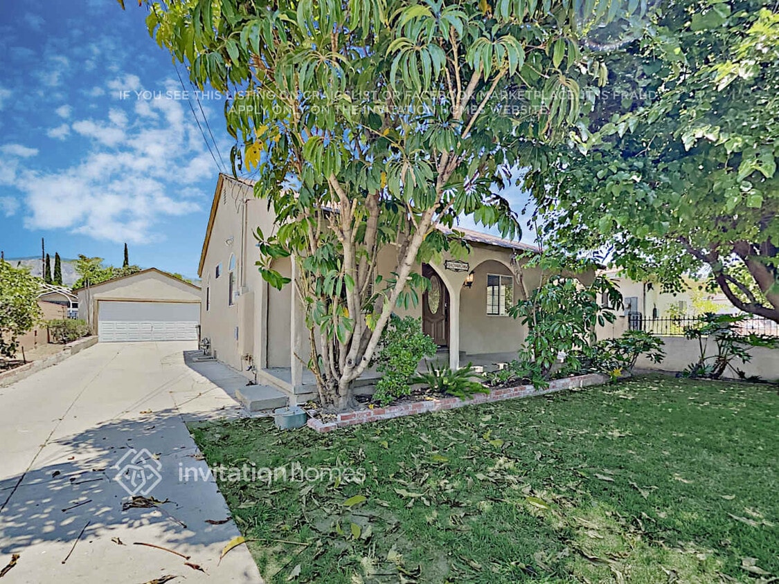 Primary Photo - 12476 Adelphia Ave