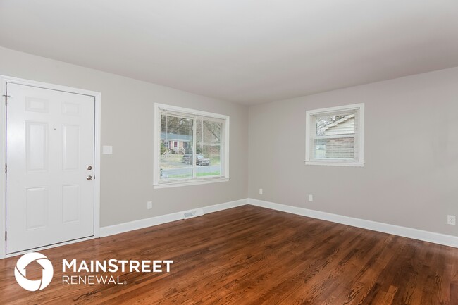 Building Photo - 4423 Brooktree Dr