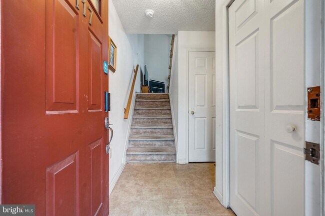 Foto del edificio - 117 N Barrow Pl