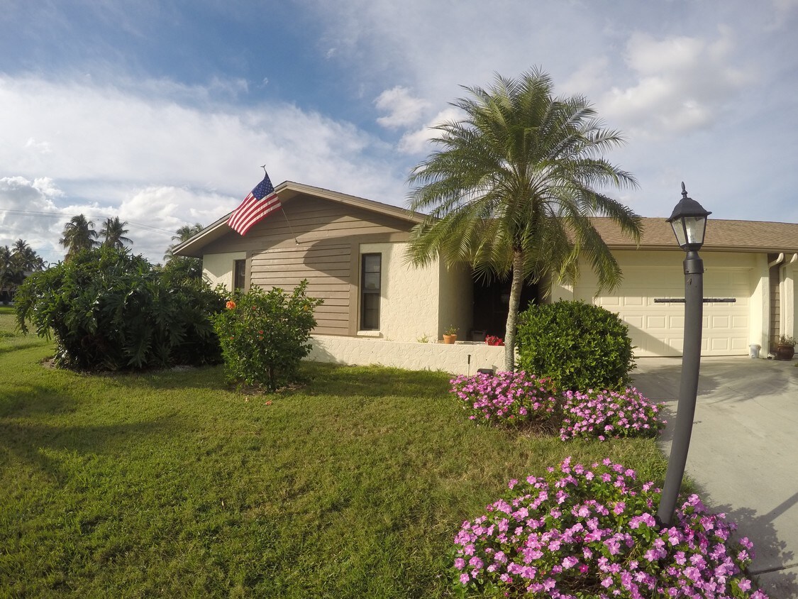 331 Reynolds Ct, Naples, FL 34112 Townhouse for Rent in Naples, FL