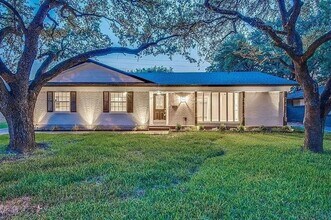 Building Photo - 10443 Cromwell Dr