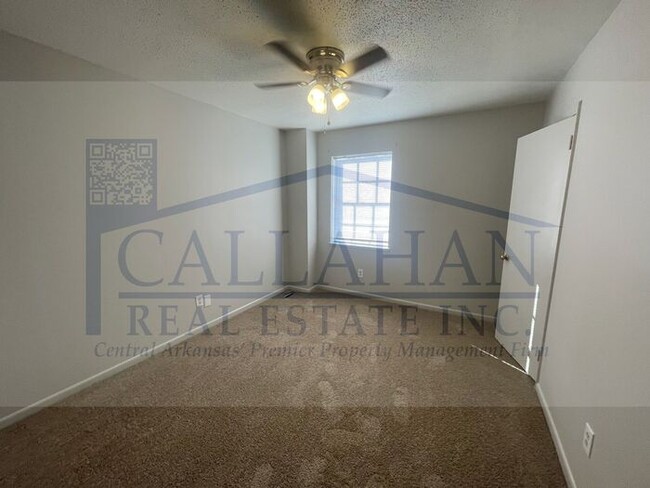 Foto del edificio - Updated 2 Bedroom in Mid-Town