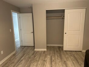 Building Photo - 108 Conejo Pl