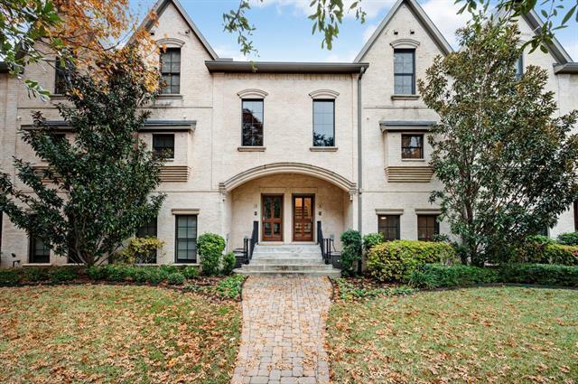 Foto principal - 4153 Hyer St