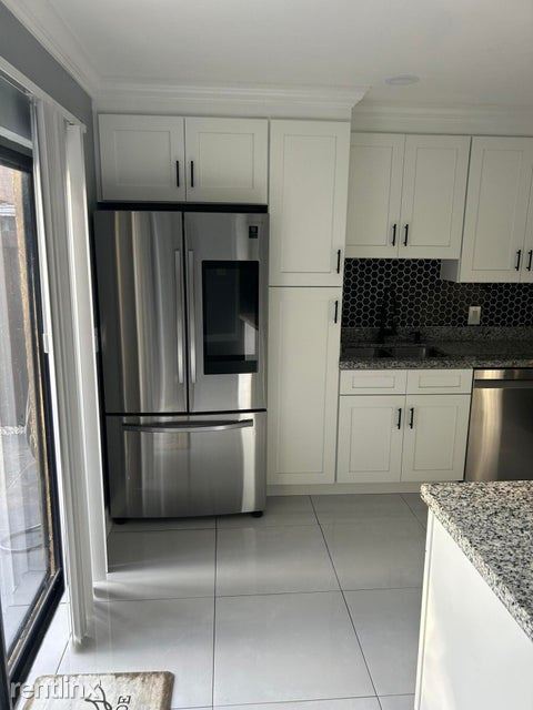 Building Photo - 3 br, 3.5 bath House - 4205 Turnberry Cir ...