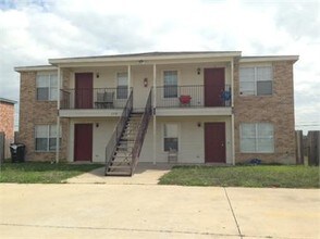 Building Photo - 1310 Dugger Cir
