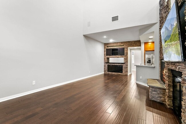 Building Photo - Entertainers Delight in Aliso Viejo!