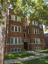 Building Photo - 5104 W 18th St