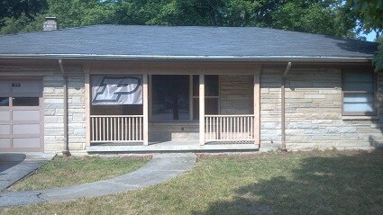 Primary Photo - 1711 Northwestern Ave