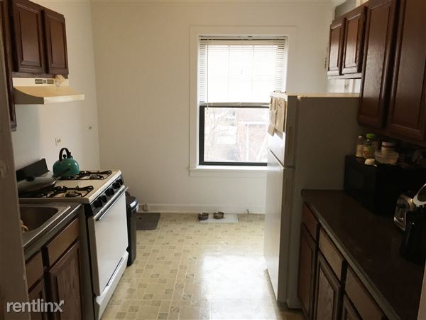 Building Photo - 802 Sherman Ave