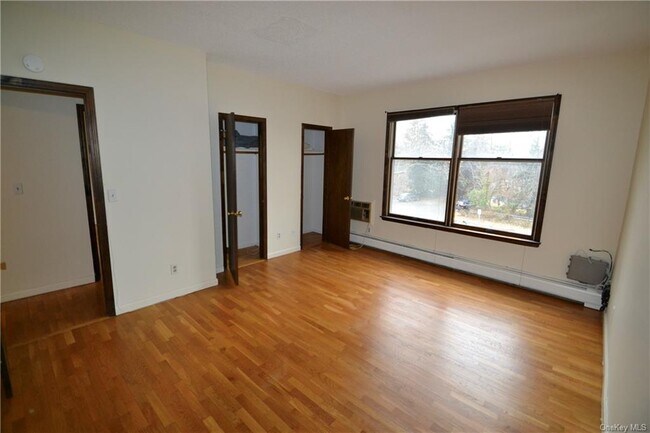 Foto del edificio - 466 Piermont Ave