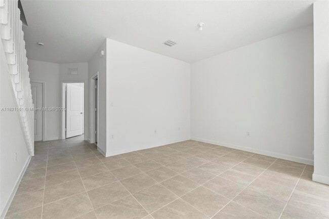 Building Photo - 12154 NW 24th Ct