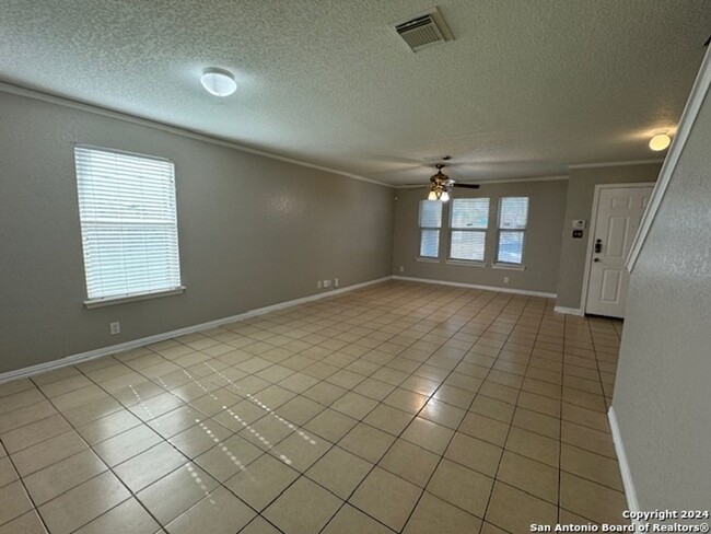 Foto del edificio - Super Clean & Move-In Ready! 3 Bed, 2.5 Ba...