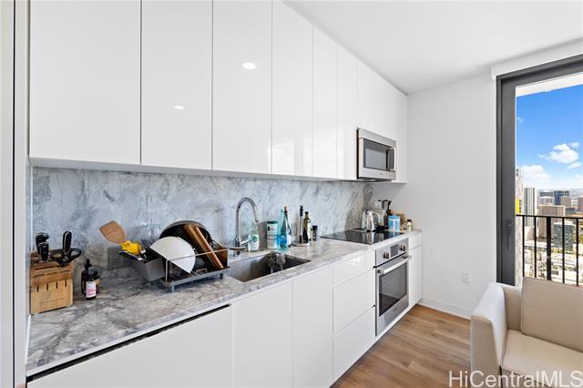 Foto del edificio - 987 Queen St