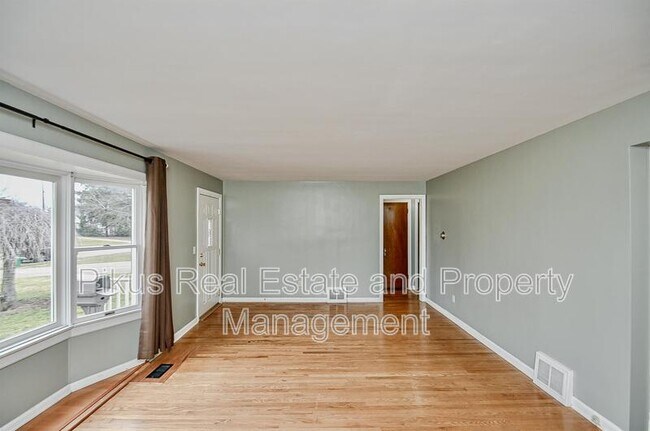 Foto del edificio - 231 Grandview Ave NW