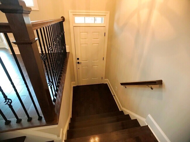 Foto del edificio - New East Cobb Townhome