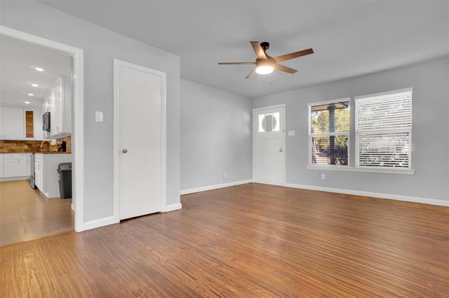 Foto del edificio - 4929 Locke Ave