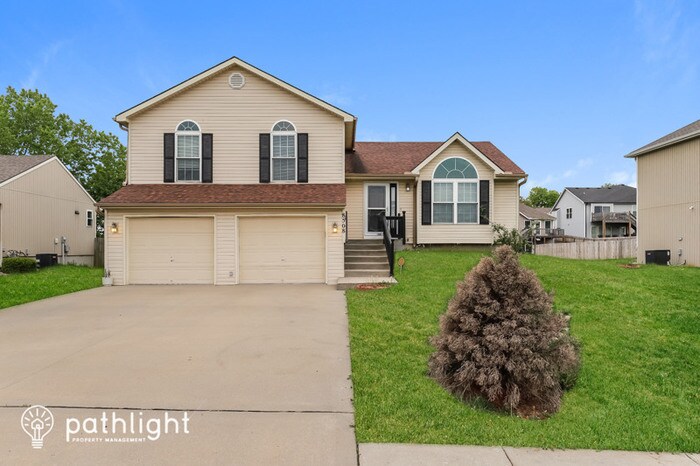 Primary Photo - 8508 N Arcola Avenue, Kansas City, MO, 64153