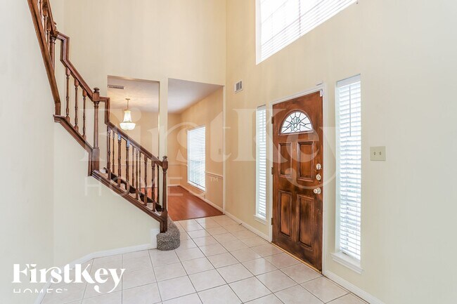 Building Photo - 20514 Hampshire Rocks Dr