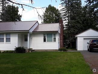 Building Photo - 37 Sargent Dr