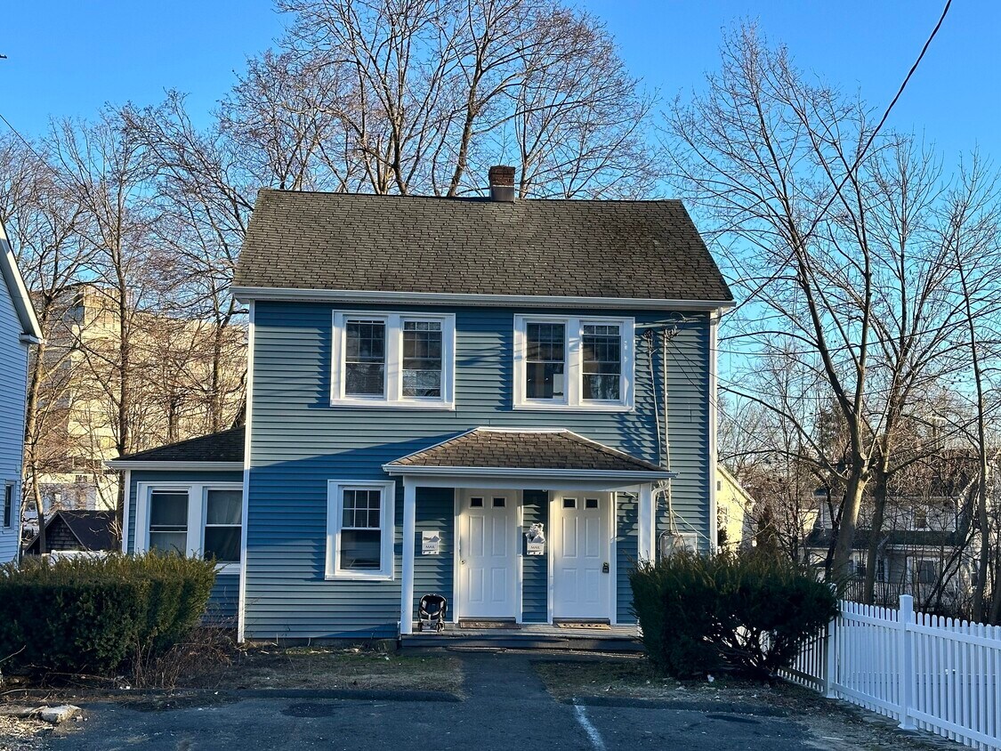 Primary Photo - 18 Cold Spring Rd