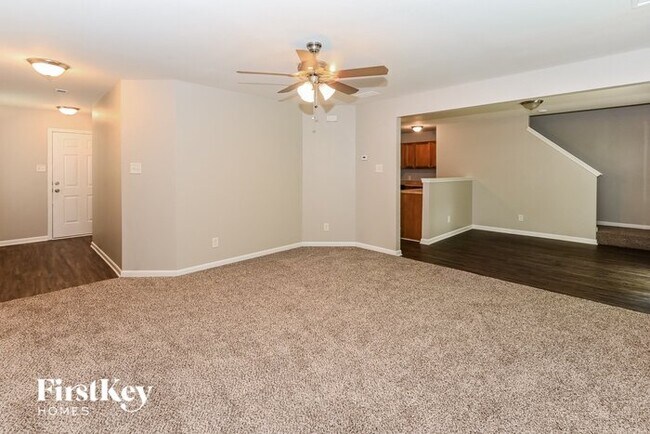 Building Photo - 5505 Idlewild Rd N