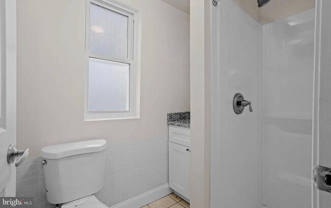 Building Photo - 1729 N Gratz St