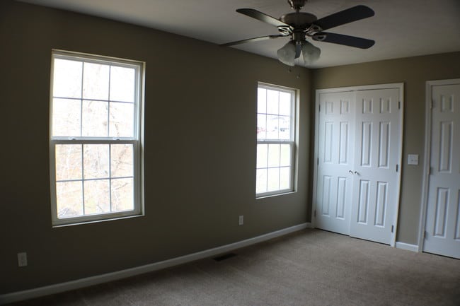 Foto del edificio - 14 Sugar Maple Ln