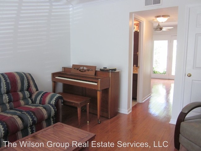 Building Photo - 2641 Blakemore Ave