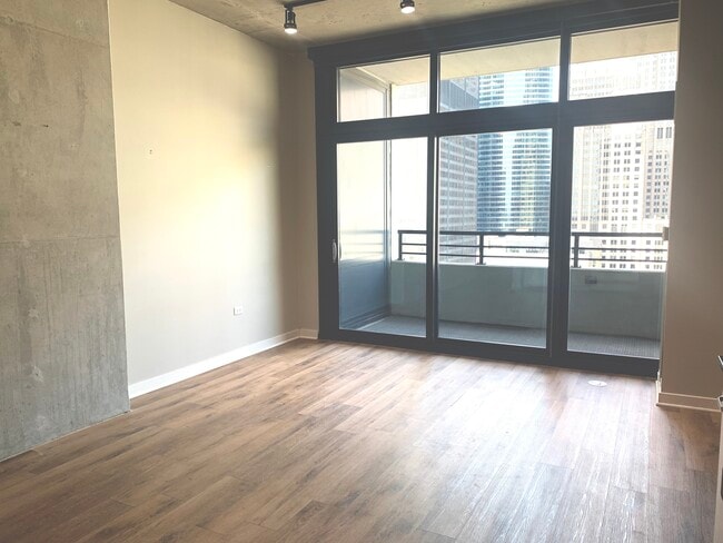 Great Room - 235 W Van Buren St