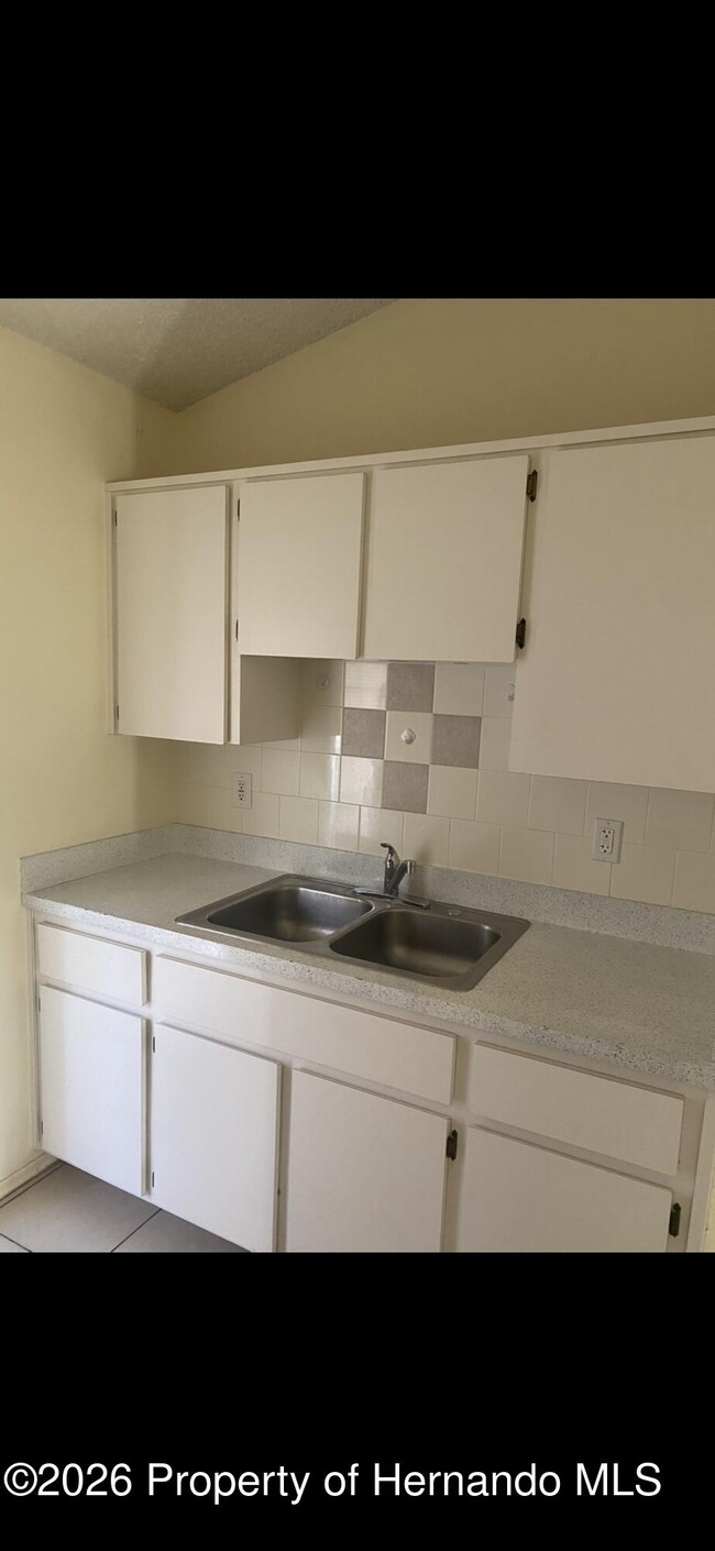 Building Photo - 2789 Landover Blvd