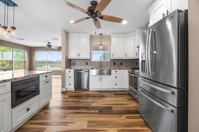 Building Photo - 1228 Carvello Dr