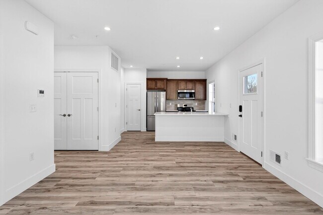 Foto del edificio - Hemlock Manor 55+ Active Senior Community