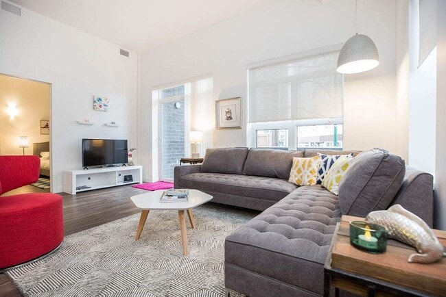 Photo du bâtiment - One Eighty Roslyn